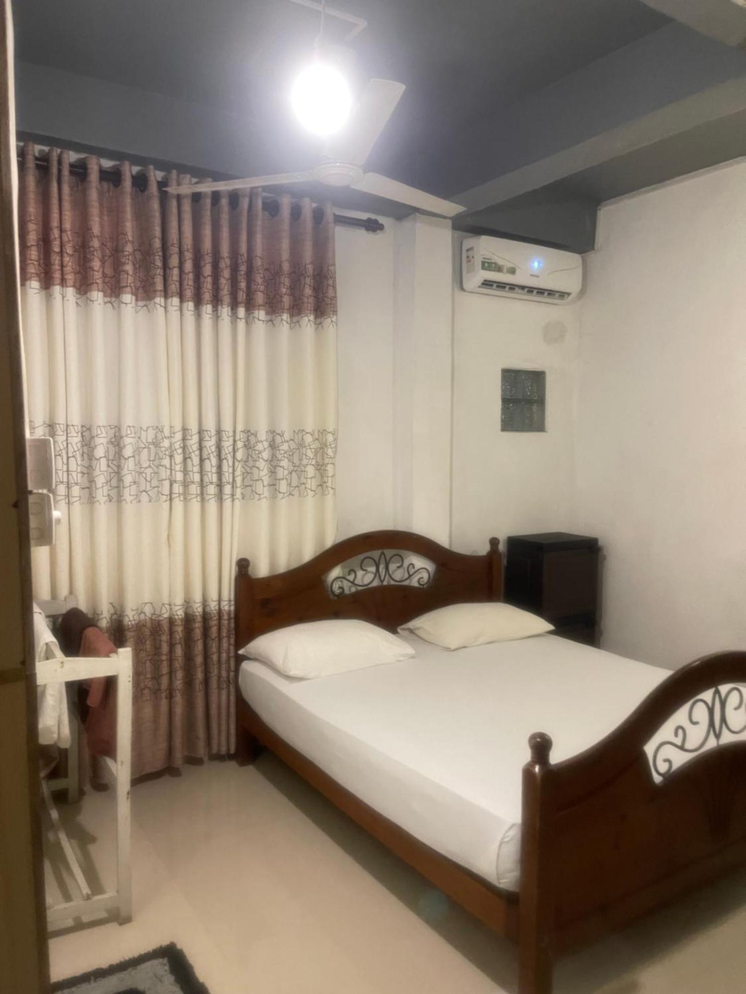 Holiday Inn Unawatuna Eksteriør bilde