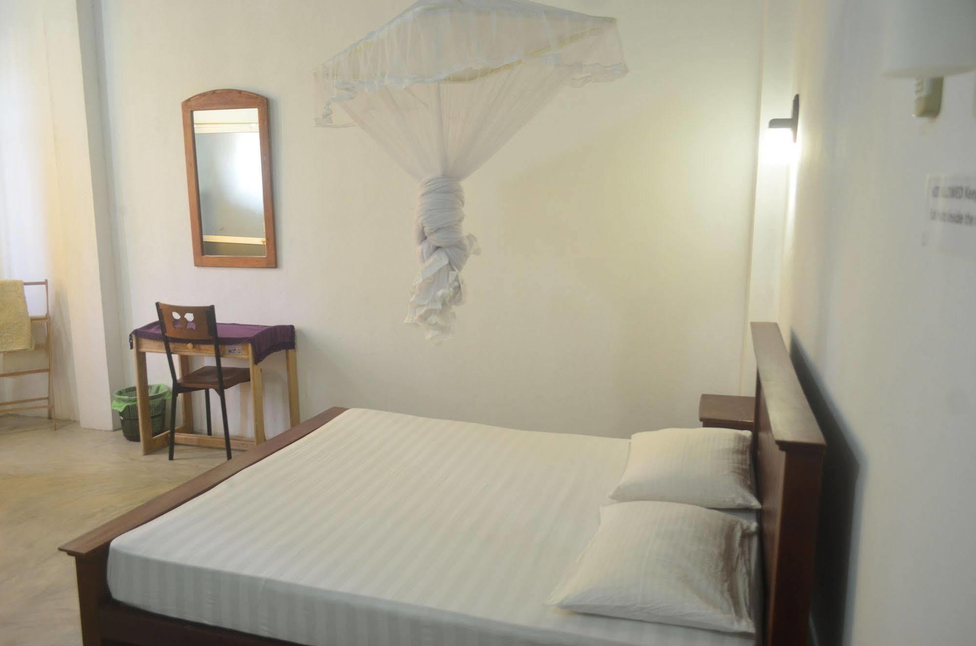 Holiday Inn Unawatuna Eksteriør bilde