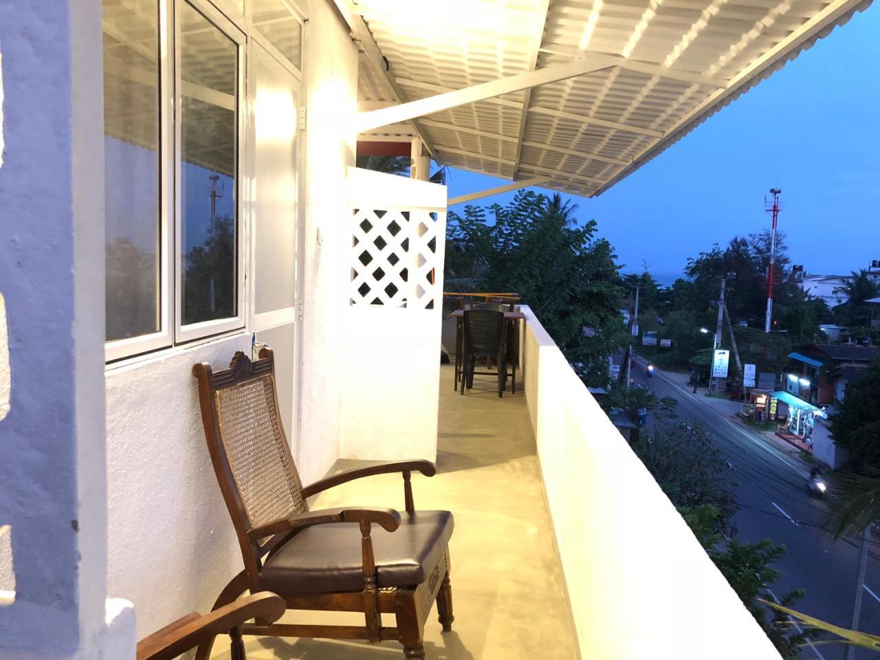 Holiday Inn Unawatuna Eksteriør bilde