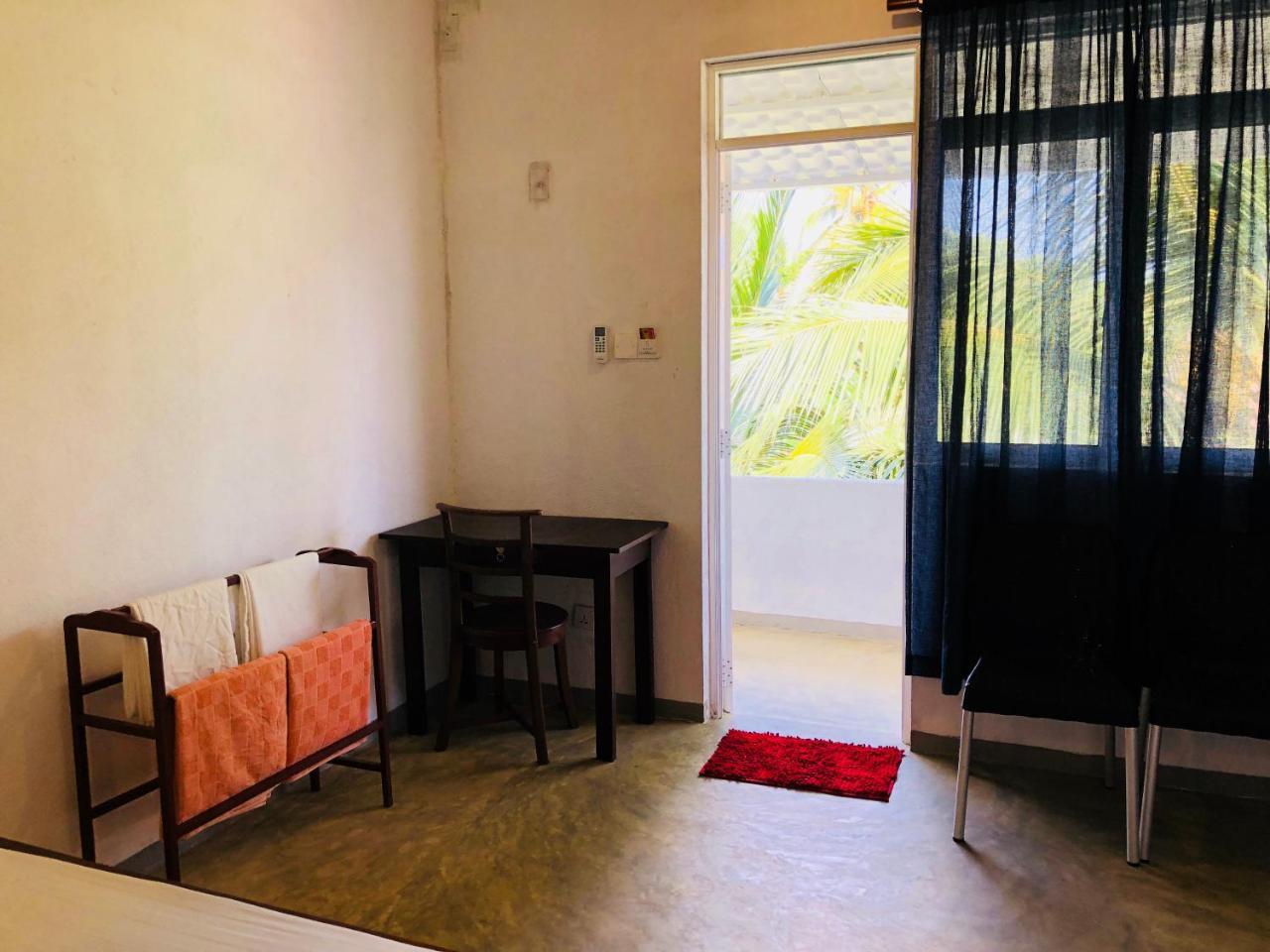 Holiday Inn Unawatuna Eksteriør bilde