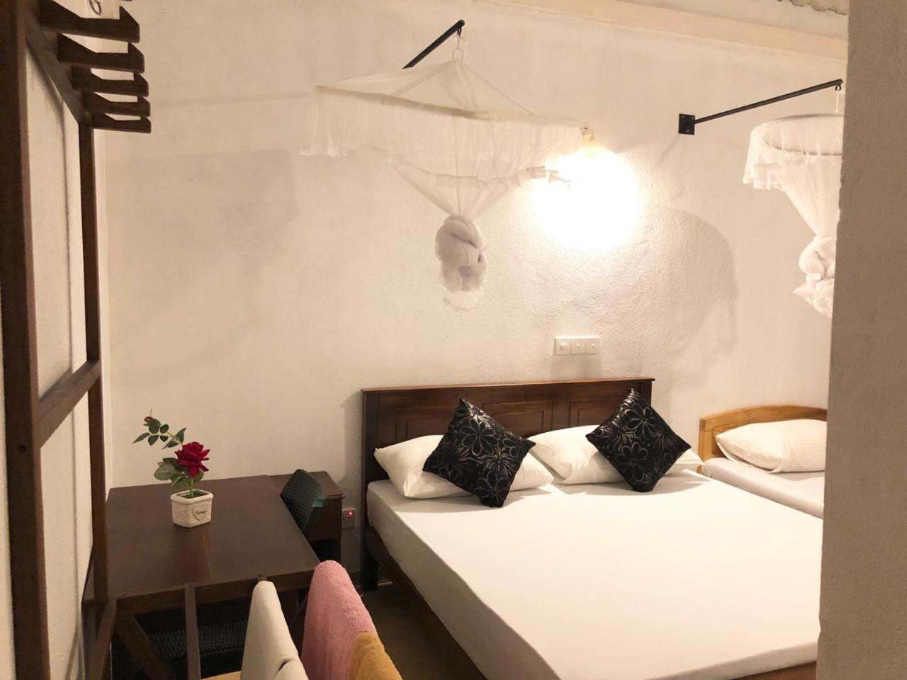 Holiday Inn Unawatuna Eksteriør bilde