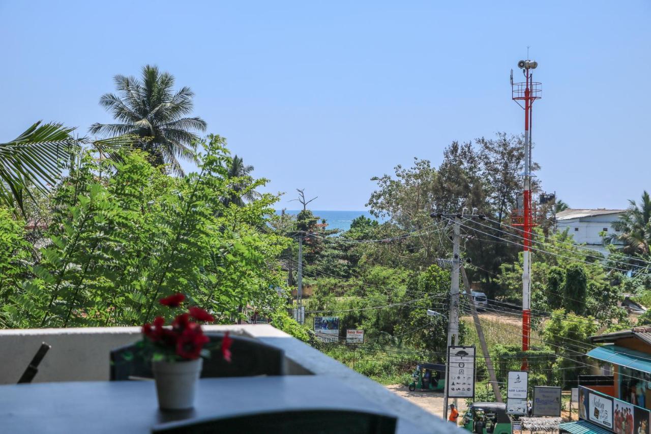 Holiday Inn Unawatuna Eksteriør bilde