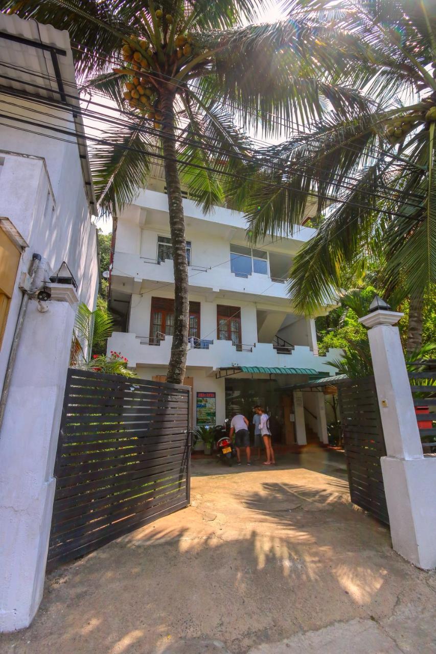 Holiday Inn Unawatuna Eksteriør bilde